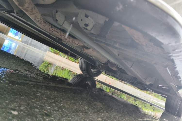 Used Zotye SR7 2016 1.5T CVT Cube Heart Edition China V Standard Chassis Rear Right