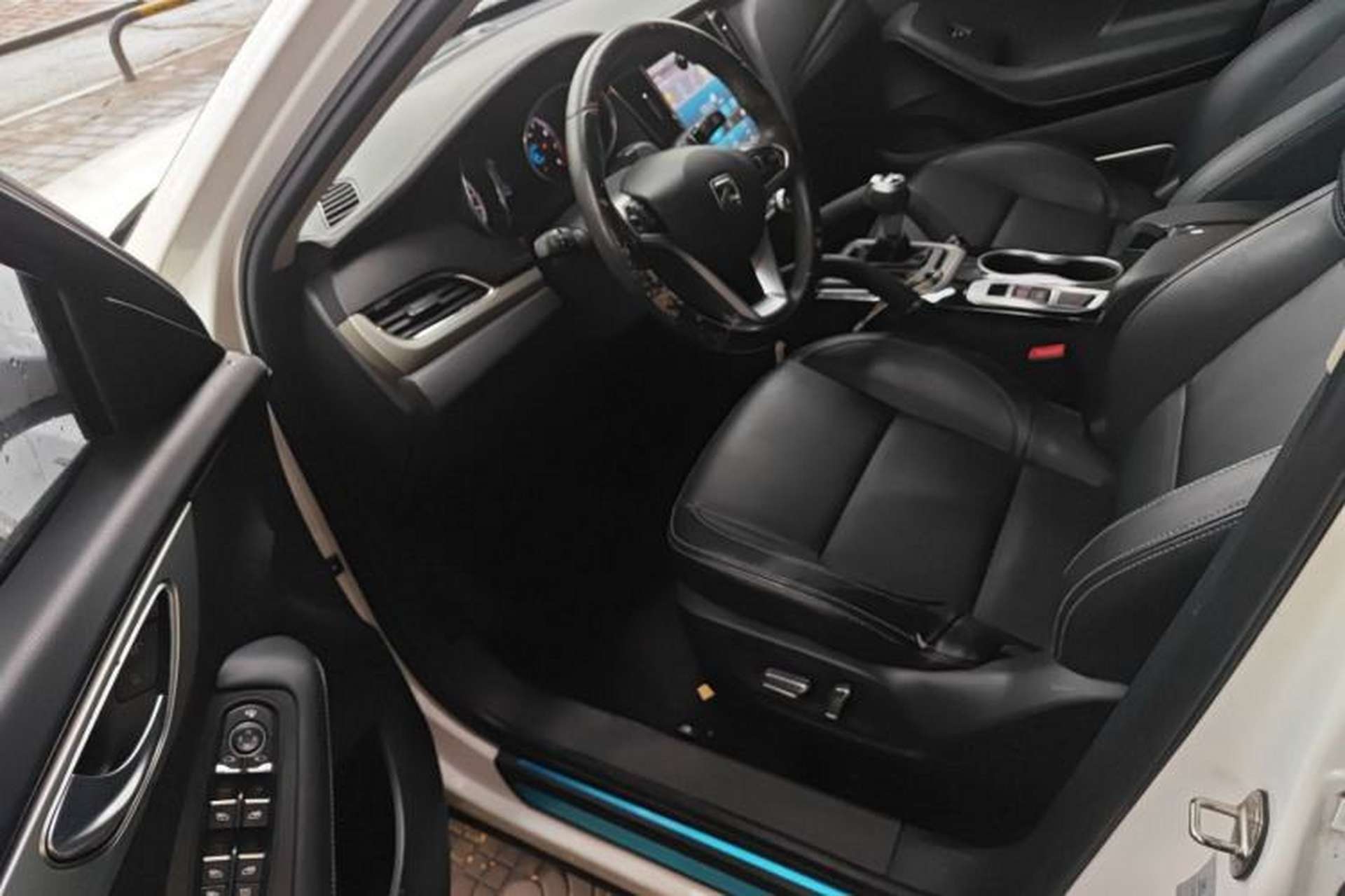Used Zotye SR7 2016 1.5T CVT Cube Heart Edition China IV Standard Driver Seat