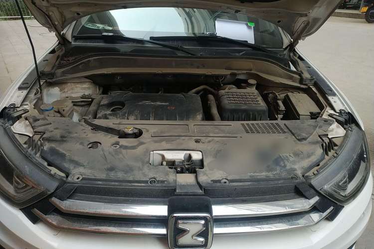 Used Zotye SR7 2016 1.5T CVT Cube Heart Edition China V Standard Engine Bay