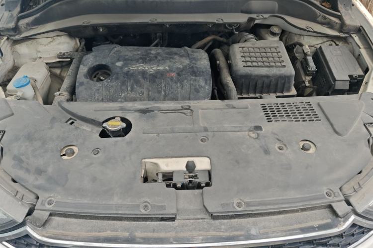 Used Zotye SR7 2016 1.5T CVT Cube Heart Edition China IV Standard Engine Bay