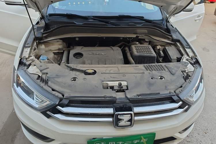 Used Zotye SR7 2016 1.5T Manual Cube Heart Edition China IV Standard Engine Bay