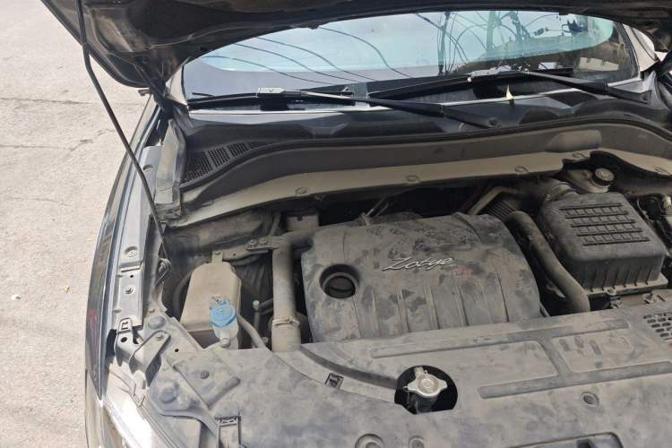 Used Zotye SR7 2016 1.5T CVT Cube Heart Edition China V Standard Engine Bay Right