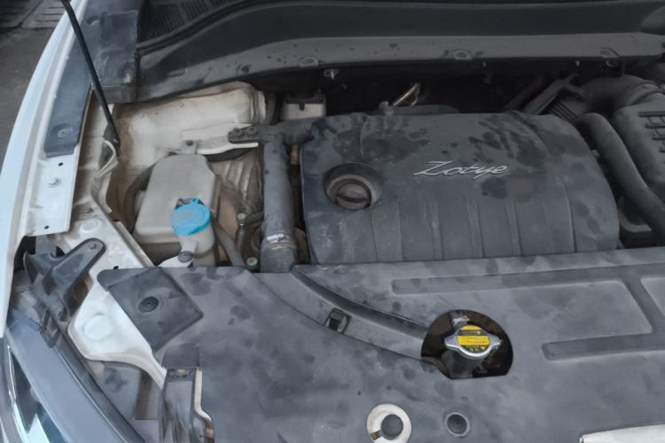 Used Zotye SR7 2016 1.5T Manual Cube Road Edition China V Standard Engine Bay Right