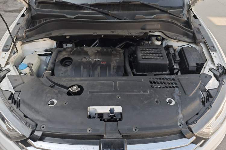 Used Zotye SR7 2016 1.5T CVT Cube Heart Edition China V Standard Engine Bay