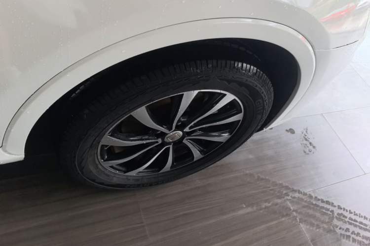 Used Zotye SR7 2016 1.5T CVT Cube Road Edition China IV Standard Exterior 5
