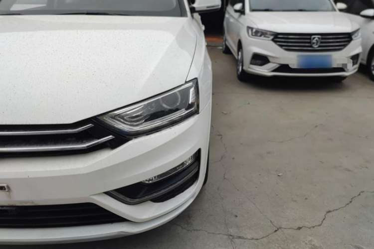 Used Zotye SR7 2016 1.5T CVT Cube Road Edition China V Standard Exterior 6