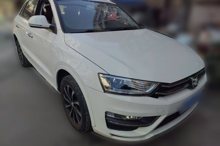 Used Zotye SR7 2016 1.5T Manual Cube Heart Edition China IV Standard Front Right 45 Deg