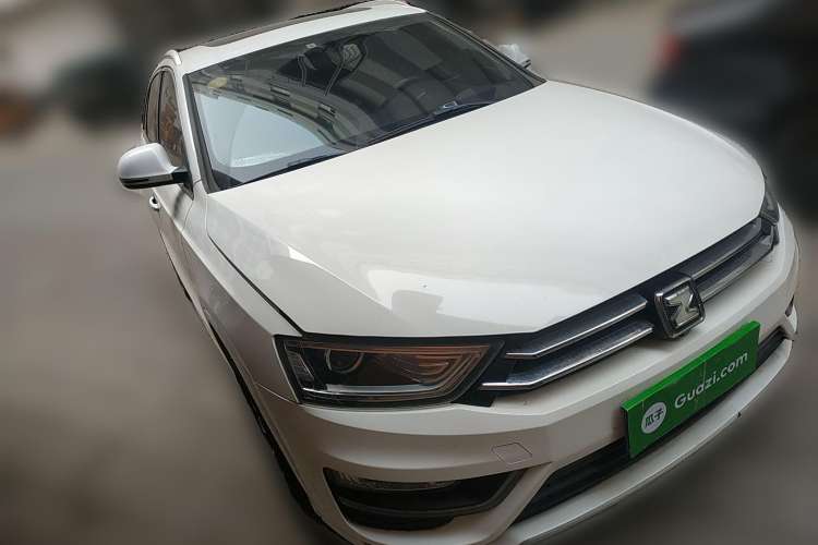 Used Zotye SR7 2016 1.5T CVT Cube Heart Edition China V Standard Front Right 45 Deg