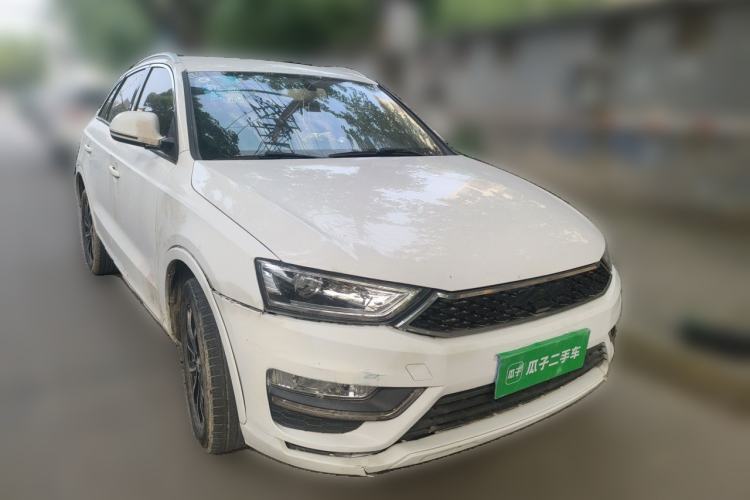 Used Zotye SR7 2016 1.5T Manual Cube Road Edition China V Standard Front Right 45 Deg