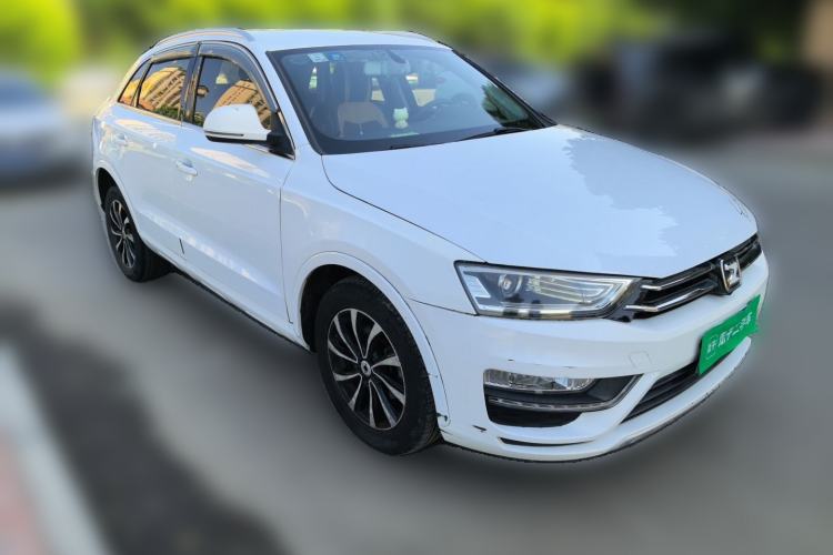 Used Zotye SR7 2016 1.5T Manual Cube Road Edition China V Standard Front Right 45 Deg