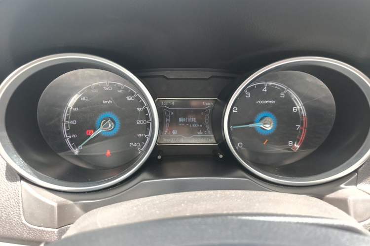 Used Zotye SR7 2016 1.5T Manual Cube Road Edition China V Standard Instrument Cluster