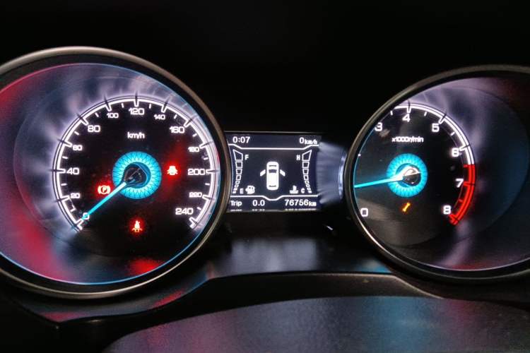 Used Zotye SR7 2016 1.5T Manual Cube Road Edition China V Standard Instrument Cluster
