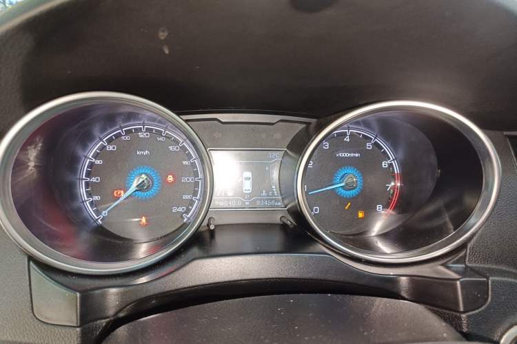 Used Zotye SR7 2016 1.5T CVT Cube Heart Edition China IV Standard Instrument Cluster
