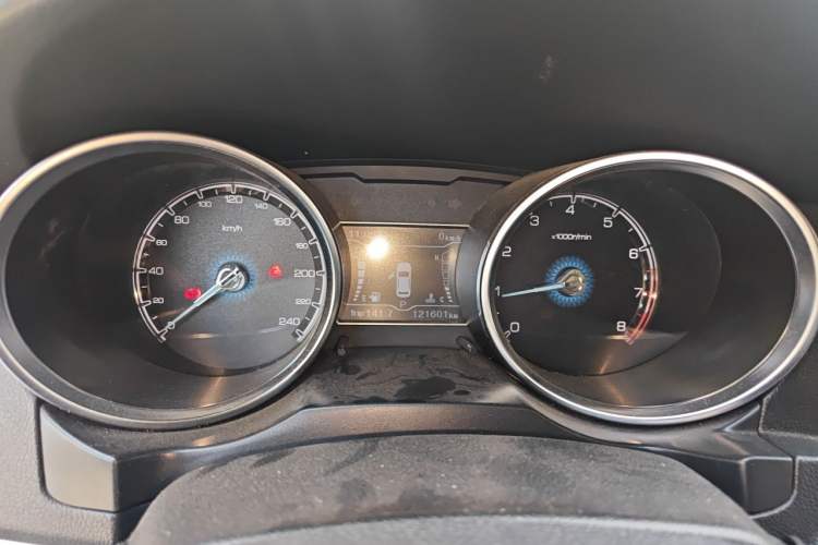 Used Zotye SR7 2016 1.5T CVT Cube Road Edition China IV Standard Instrument Cluster