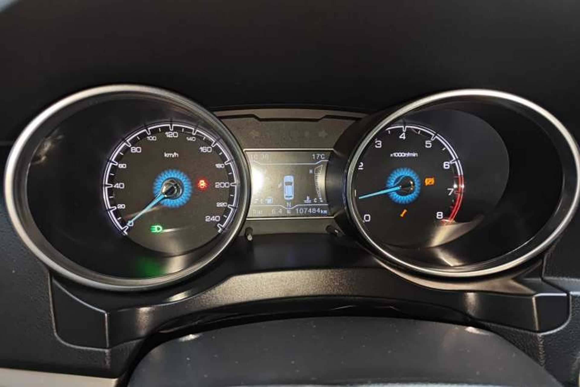 Used Zotye SR7 2016 1.5T CVT Cube Heart Edition China IV Standard Instrument Cluster