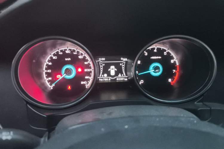 Used Zotye SR7 2016 1.5T Manual Cube Road Edition China V Standard Instrument Cluster