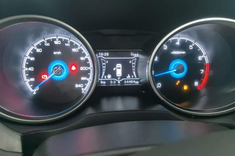 Used Zotye SR7 2016 1.5T CVT Cube Road Edition China IV Standard Instrument Cluster