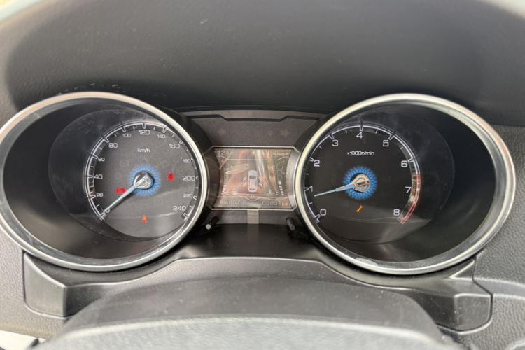 Used Zotye SR7 2016 1.5T CVT Cube Road Edition China V Standard Instrument Cluster