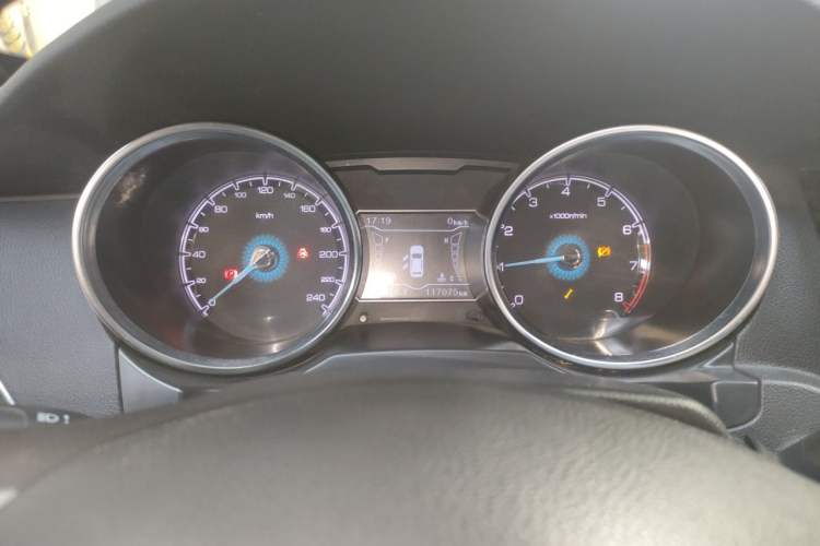 Used Zotye SR7 2016 1.5T Manual Cube Road Edition China V Standard Instrument Cluster