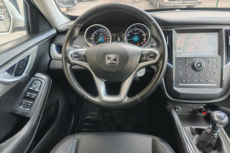 Used Zotye SR7 2016 1.5T Manual Cube Road Edition China V Standard Interior 2