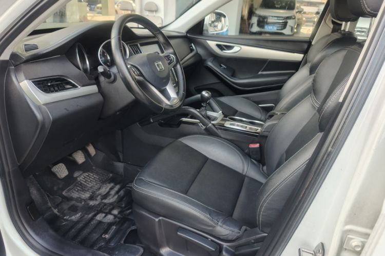 Used Zotye SR7 2016 1.5T Manual Cube Road Edition China V Standard Interior 3