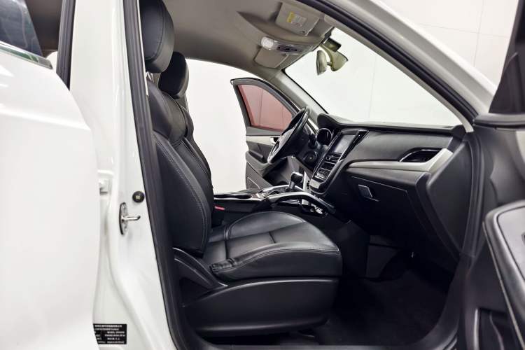 Used Zotye SR7 2016 1.5T CVT Magic Cube Door Edition China V Standard Interior 7