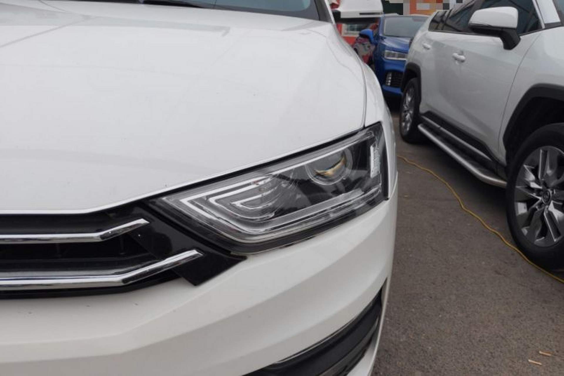 Used Zotye SR7 2016 1.5T Manual Cube Heart Edition China IV Standard Left Front Headlight