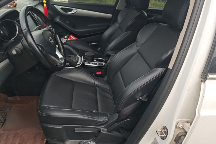 Used Zotye SR7 2016 1.5T CVT Cube Road Edition China IV Standard Left Front Seat