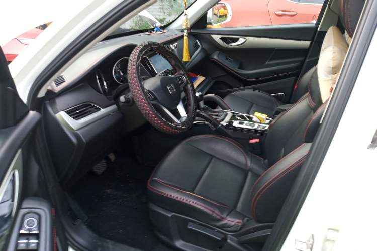 Used Zotye SR7 2016 1.5T CVT Cube Road Edition China IV Standard Left Front Seat