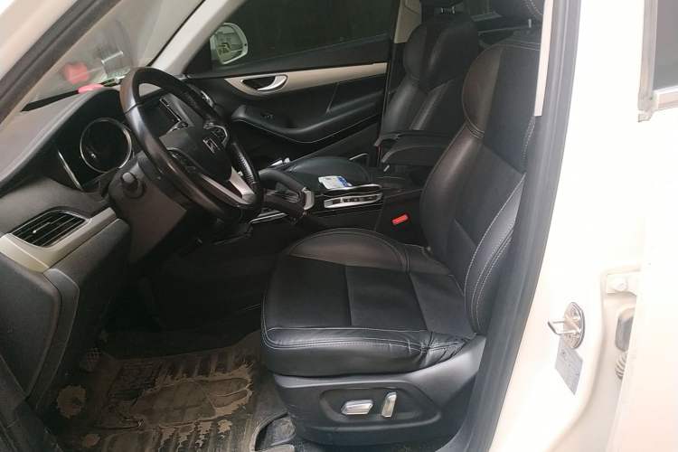 Used Zotye SR7 2016 1.5T CVT Cube Heart Edition China V Standard Left Front Seat