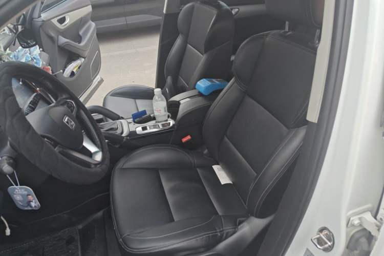 Used Zotye SR7 2016 1.5T CVT Cube Heart Edition China IV Standard Left Front Seat