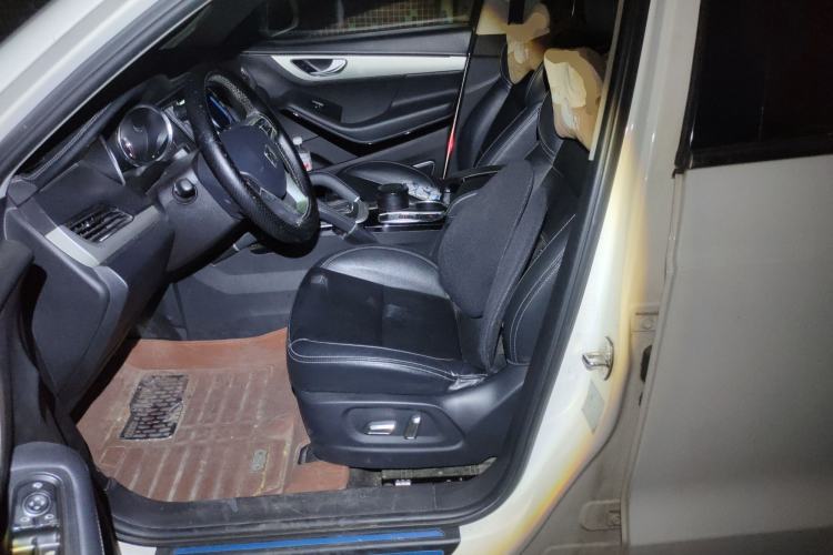 Used Zotye SR7 2016 1.5T CVT Cube Heart Edition China V Standard Left Front Seat