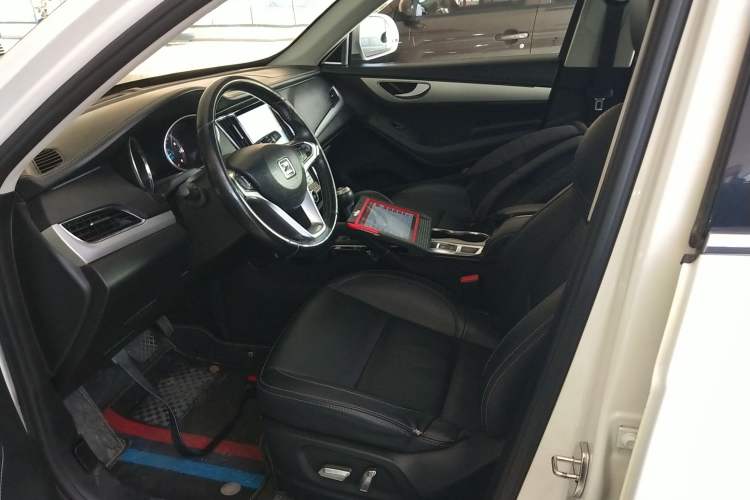 Used Zotye SR7 2016 1.5T CVT Cube Heart Edition China IV Standard Left Front Seat