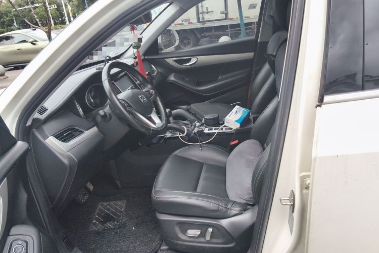 Used Zotye SR7 2016 1.5T CVT Cube Heart Edition China V Standard Left Front Seat