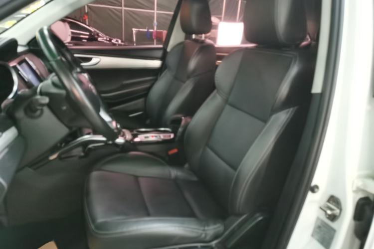 Used Zotye SR7 2016 1.5T CVT Magic Cube Door Edition China V Standard Left Front Seat