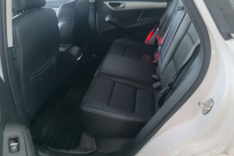 Used Zotye SR7 2016 1.5T CVT Cube Road Edition China IV Standard Left Rear Seat