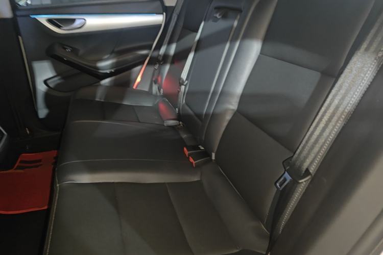 Used Zotye SR7 2016 1.5T Manual Cube Heart Edition China V Standard Left Rear Seat