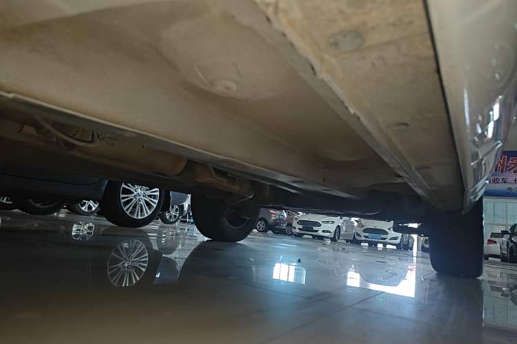 Used Zotye SR7 2016 1.5T Manual Cube Heart Edition China V Standard Left Side Sill