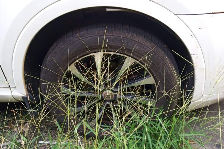Used Zotye SR7 2016 1.5T CVT Cube Road Edition China IV Standard Right Front Wheel Hub