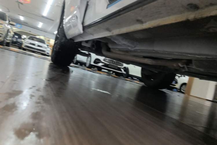 Used Zotye SR7 2016 1.5T CVT Cube Road Edition China IV Standard Right Side Sill