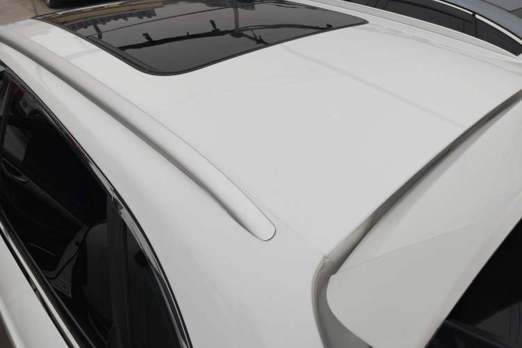 Used Zotye SR7 2016 1.5T Manual Cube Heart Edition China IV Standard Roof