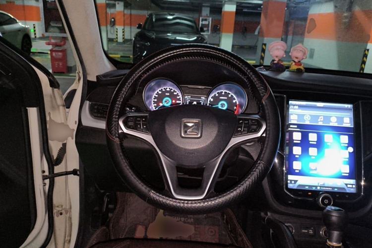 Used Zotye SR7 2016 1.5T CVT Cube Heart Edition China V Standard Steering Wheel
