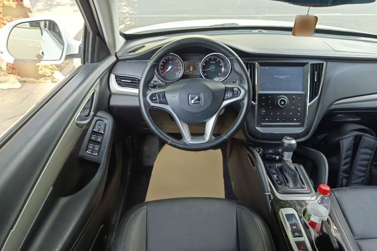 Used Zotye SR7 2016 1.5T CVT Cube Road Edition China V Standard Steering Wheel