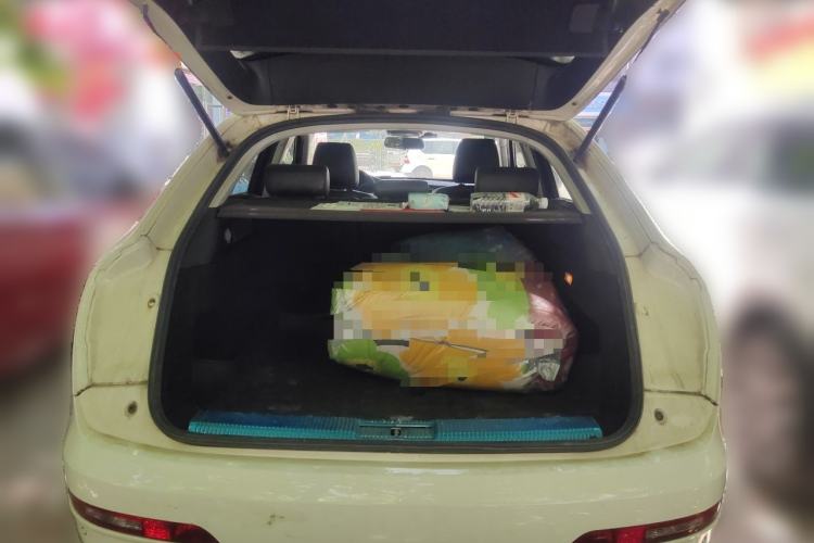Used Zotye SR7 2016 1.5T Manual Cube Heart Edition China V Standard Trunk