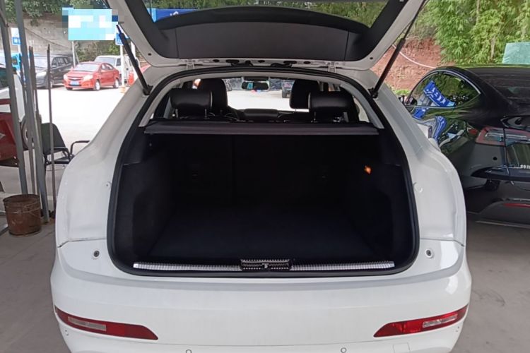 Used Zotye SR7 2016 1.5T Manual Cube Heart Edition China IV Standard Trunk