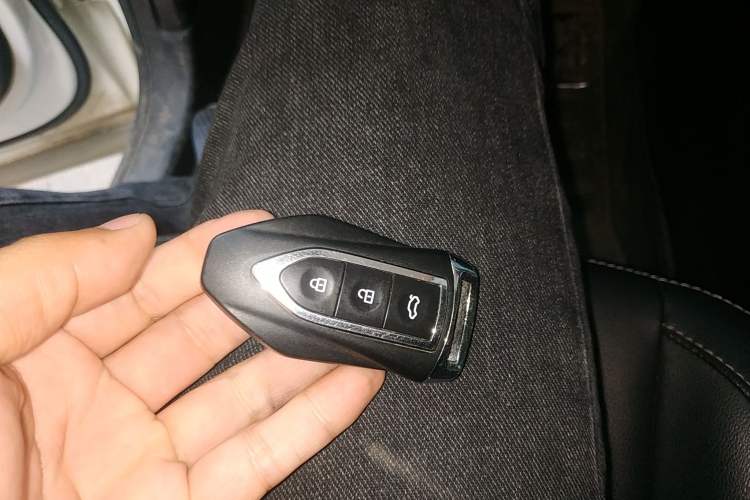 Used Zotye SR7 2016 1.5T CVT Cube Heart Edition China V Standard Vehicle Key