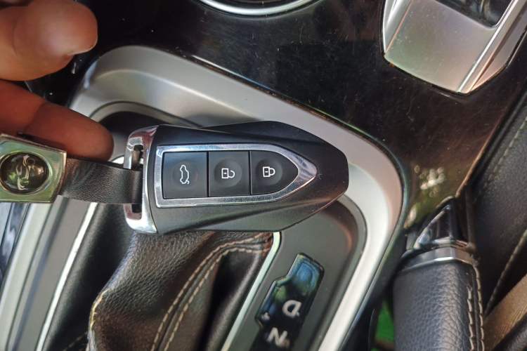 Used Zotye SR7 2016 1.5T CVT Cube Heart Edition China IV Standard Vehicle Key