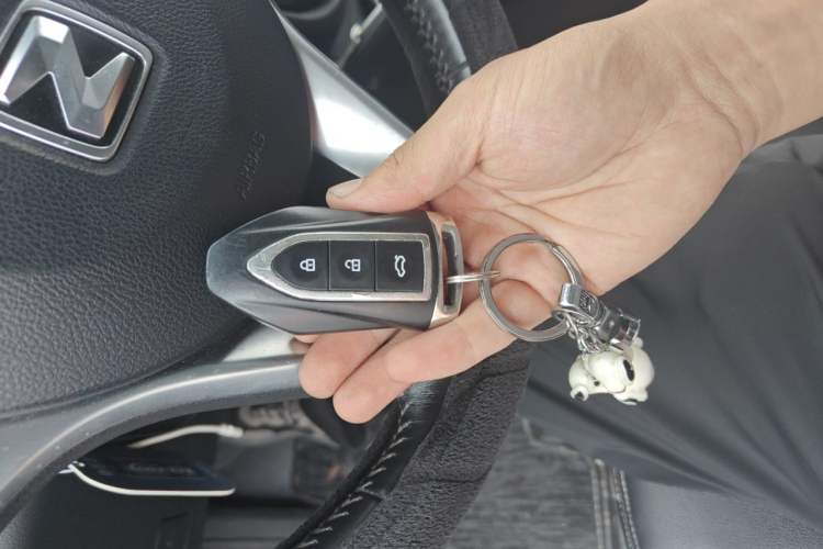 Used Zotye SR7 2016 1.5T CVT Cube Heart Edition China IV Standard Vehicle Key