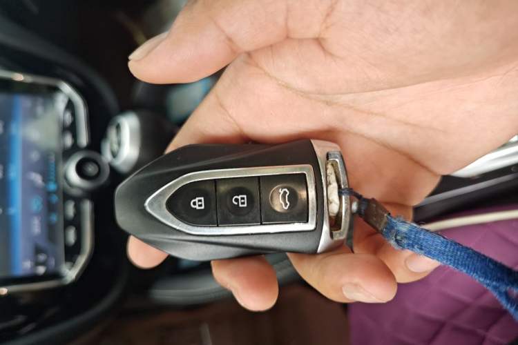Used Zotye SR7 2016 1.5T CVT Cube Heart Edition China IV Standard Vehicle Key