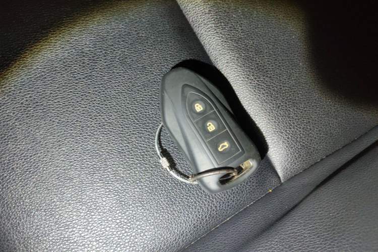 Used Zotye SR7 2016 1.5T CVT Cube Heart Edition China V Standard Vehicle Key
